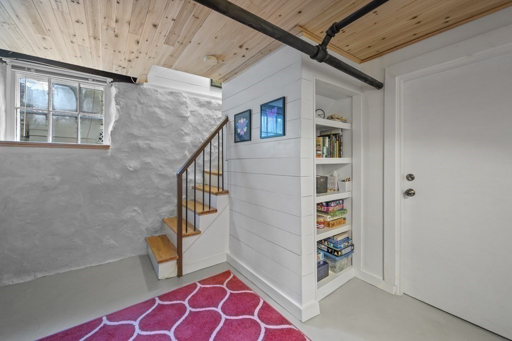 64 Farragut Road Swampscott, MA 01907 - Photo 31 of 35 a view of room with window