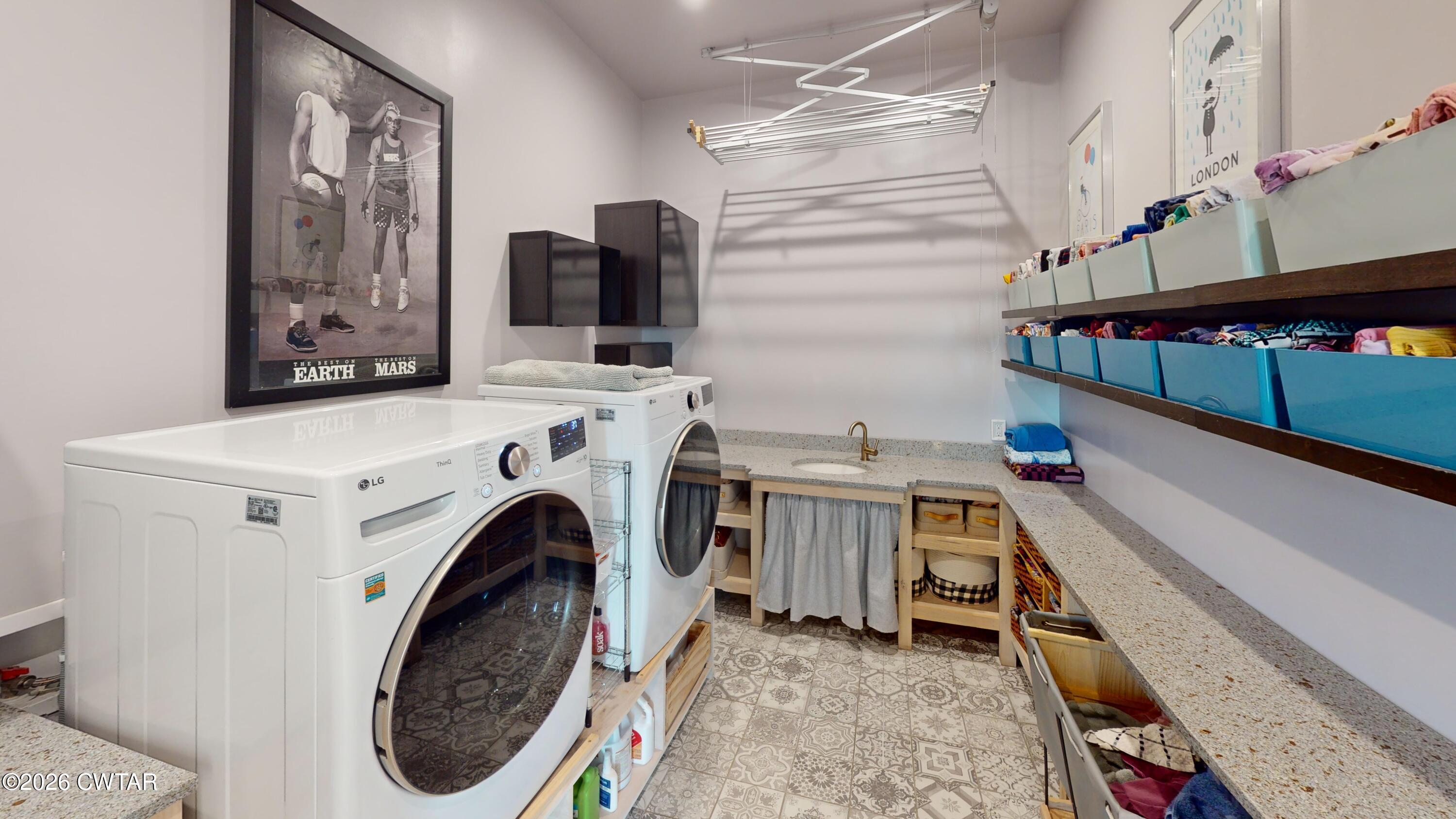 400 Chickasaw Bluff Road Dyersburg, TN 38024 - Photo 18 of 27 400-Chickasaw-Bluff-Road--Laundry