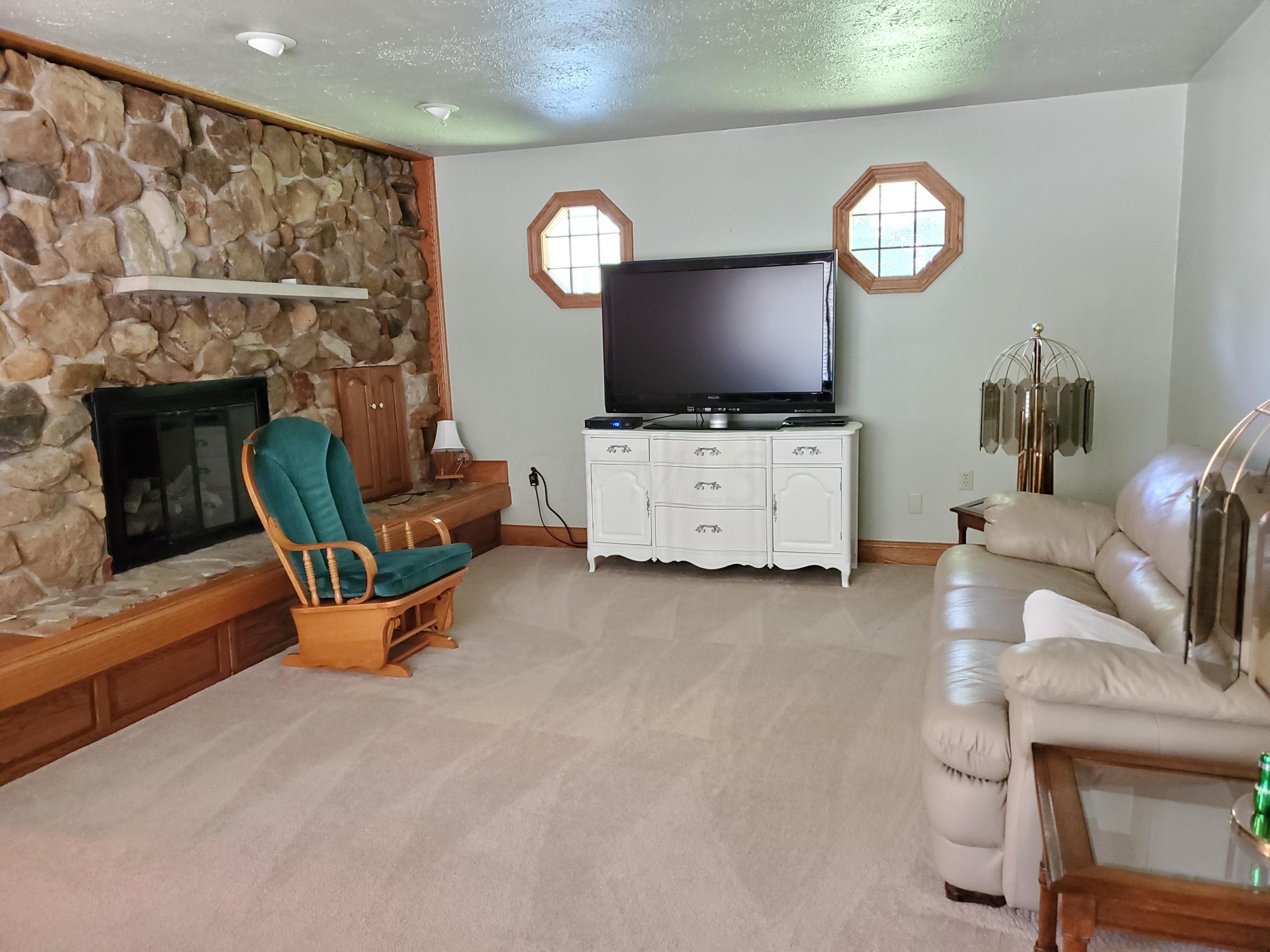 3615 Snodgrass Road Ontario, OH 44903 - Photo 13 of 33