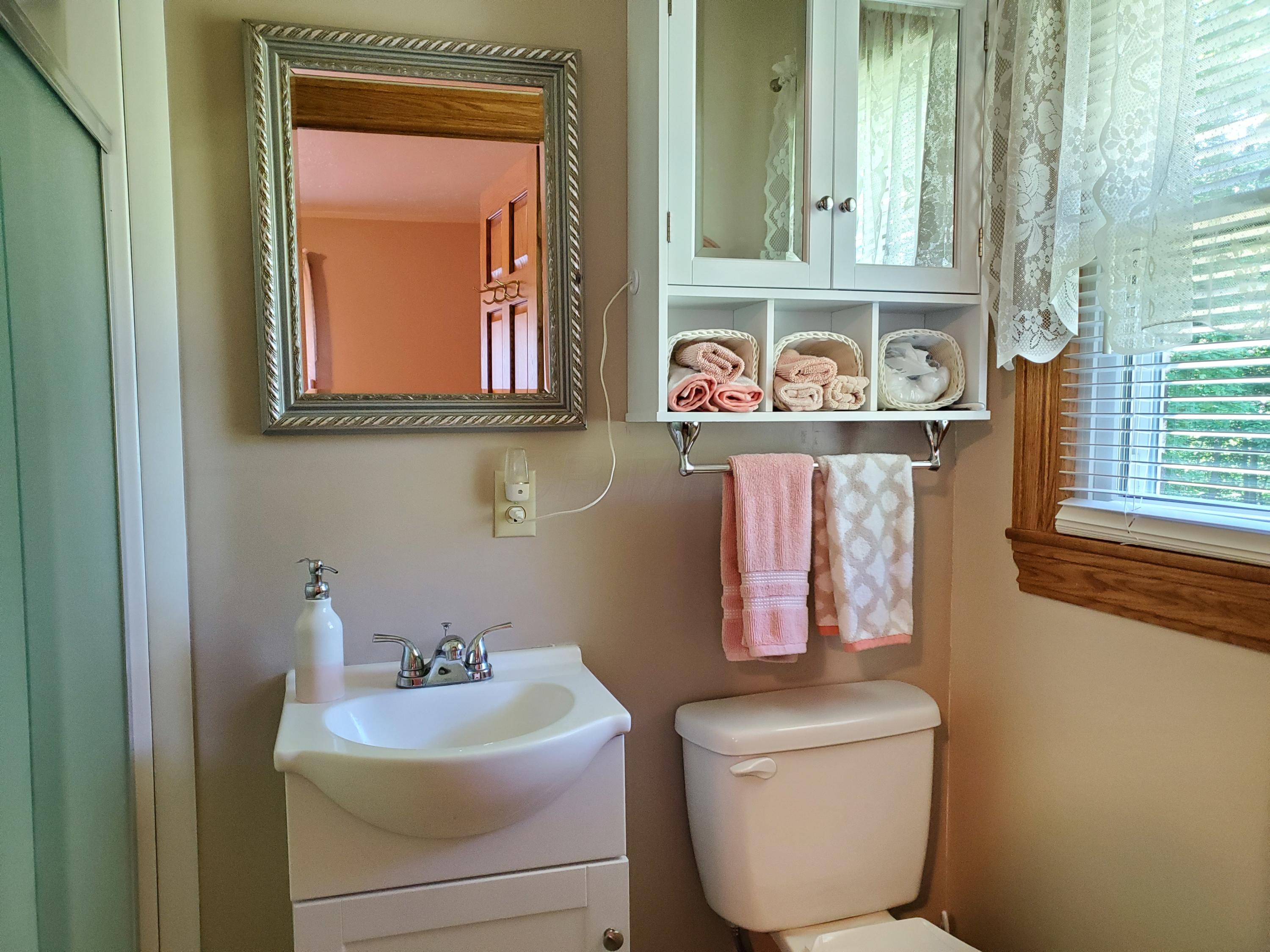 3615 Snodgrass Road Ontario, OH 44903 - Photo 19 of 33