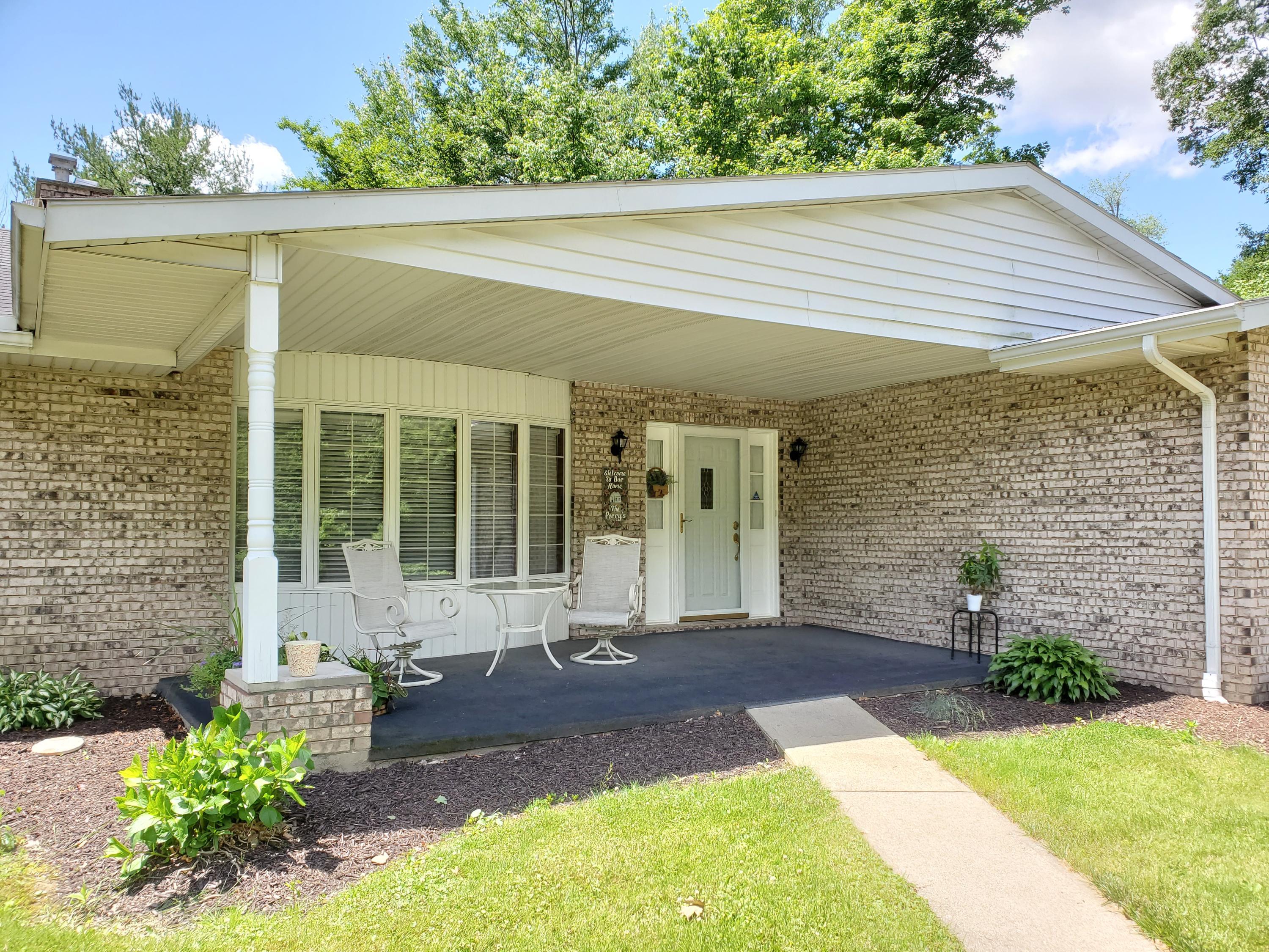 3615 Snodgrass Road Ontario, OH 44903 - Photo 2 of 33