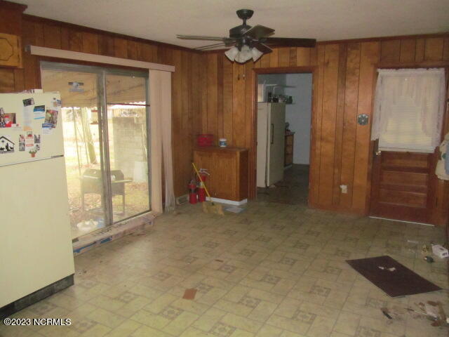 1225 Spring Garden Road New Bern, NC 28562 - Photo 8 of 15 Dining Area View 2