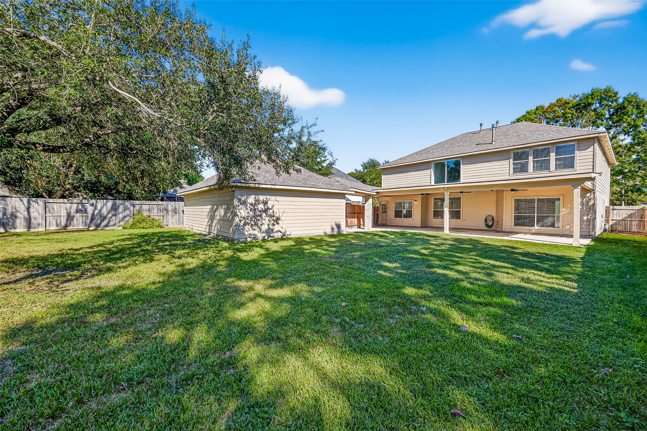 11727 Spring Path Court Tomball, TX 77377 - Photo 50 of 50 a front view of house with yard and green space