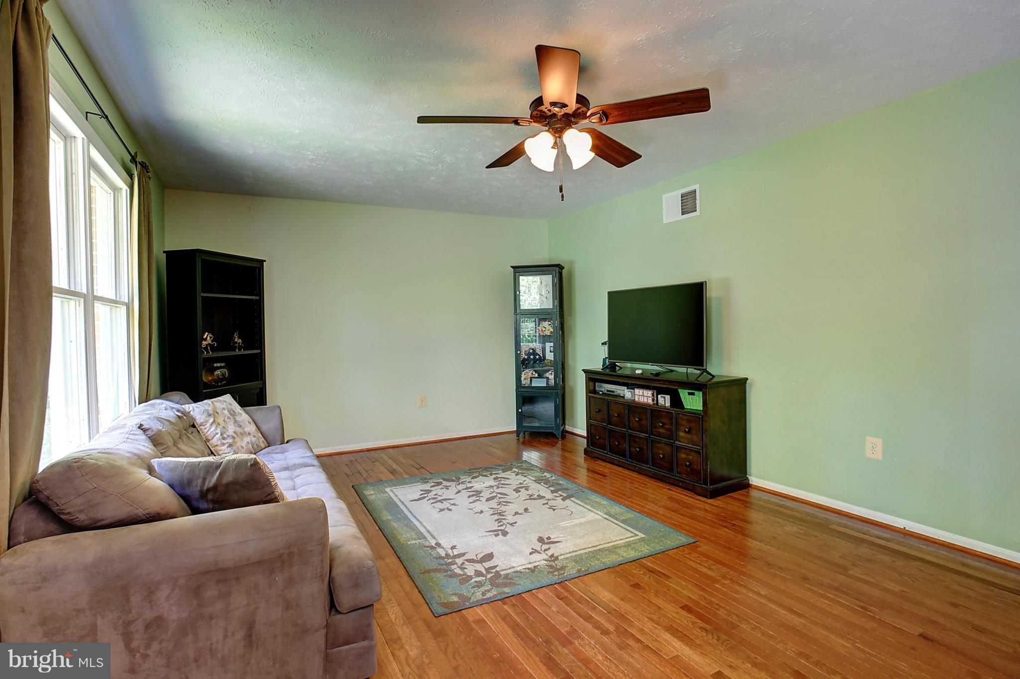 759 Highridge Road Front Royal, VA 22630 - Photo 3 of 30 Family Room