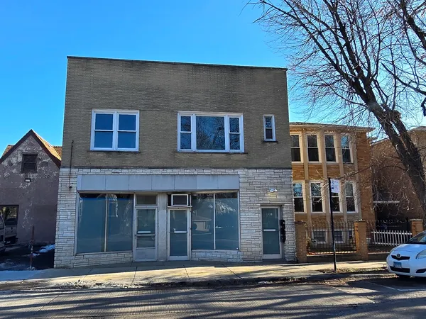 $1,400 | 3051 North Austin Avenue, Unit 1R, Chicago, IL 60634