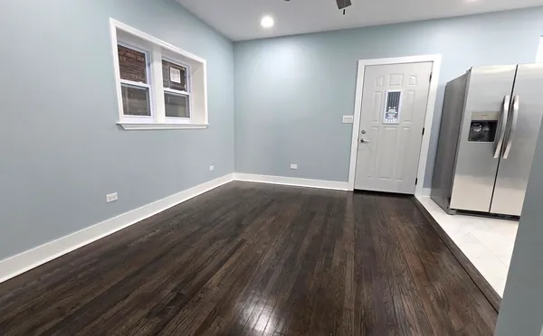 $1,400 | 3051 North Austin Avenue, Unit 1R, Chicago, IL 60634