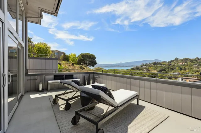 $2,550,000 | 6 Red Hill Circle, Tiburon, CA 94920