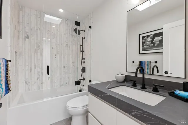 $2,550,000 | 6 Red Hill Circle, Tiburon, CA 94920