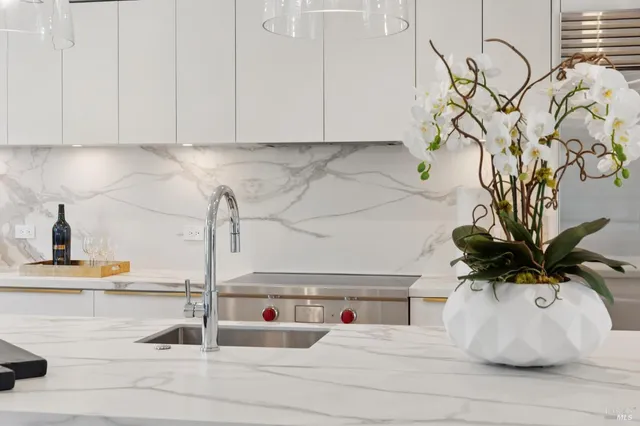 $2,550,000 | 6 Red Hill Circle, Tiburon, CA 94920