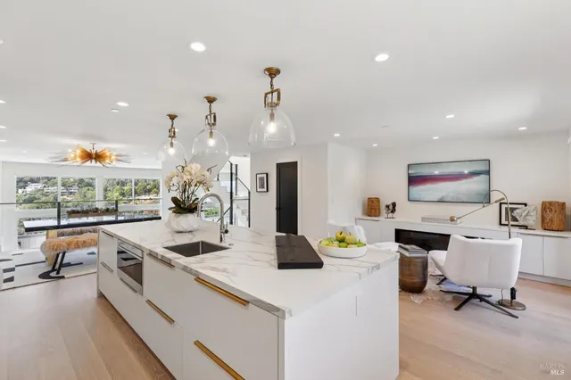 $2,550,000 | 6 Red Hill Circle, Tiburon, CA 94920