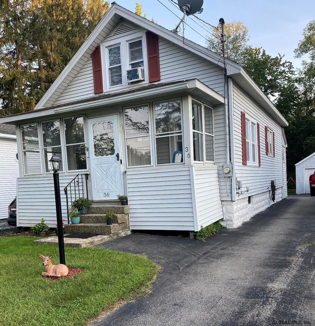 36 Morris Road Colonie, NY 12304 - Photo 2 of 39 Photo 2