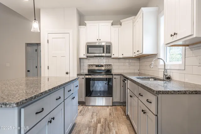 $431,000 | 1017 Ivory Lane, West End, NC 27376