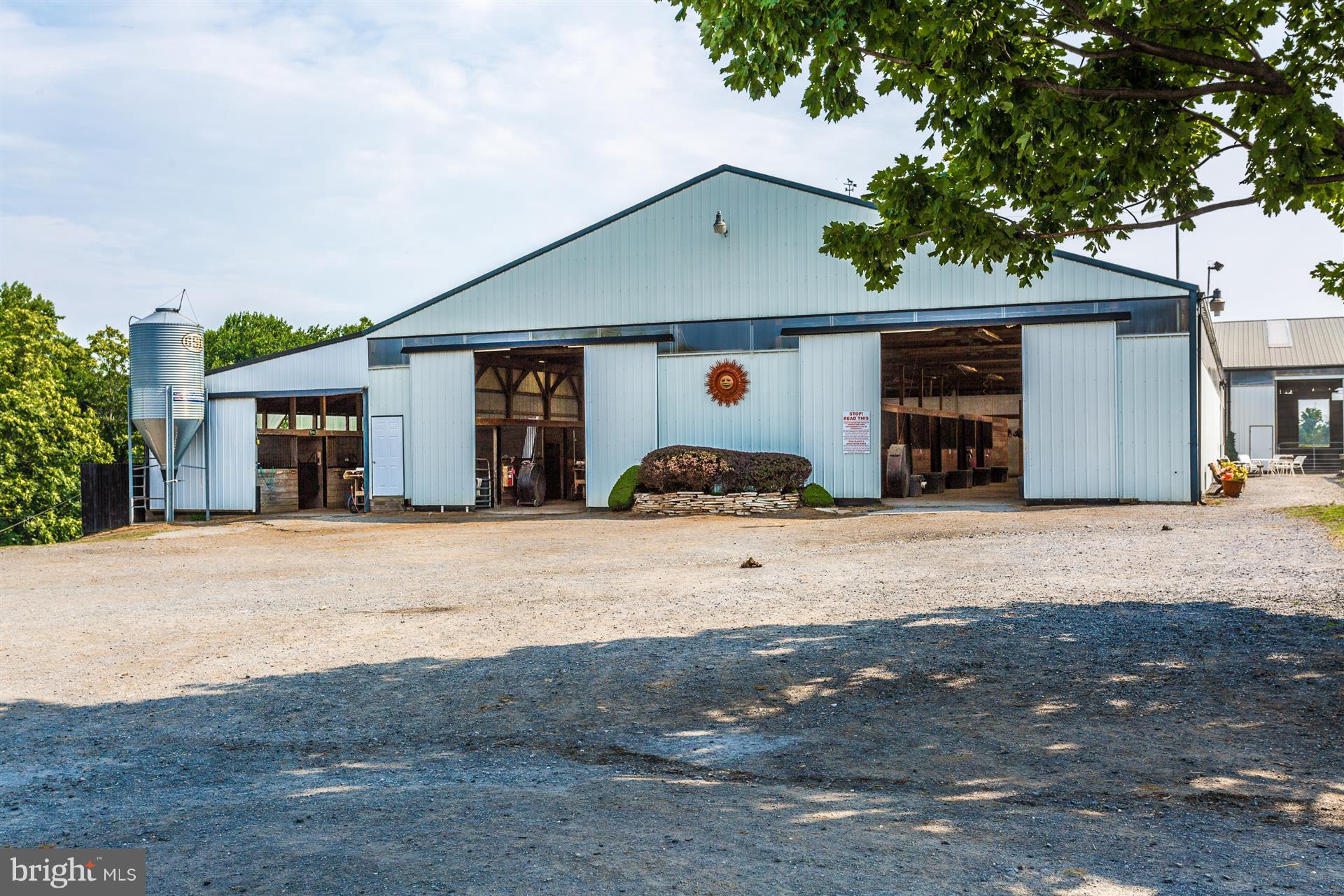 2700 Roderick Road Frederick, MD 21704 - Photo 15 of 30 Main Barn