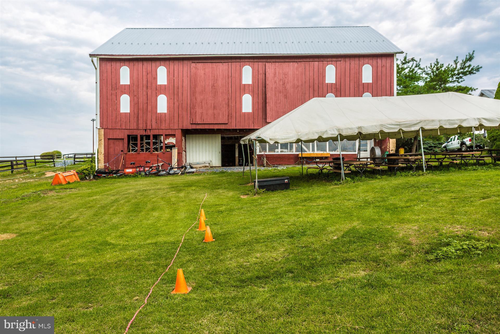 2700 Roderick Road Frederick, MD 21704 - Photo 29 of 30 Bank Barn