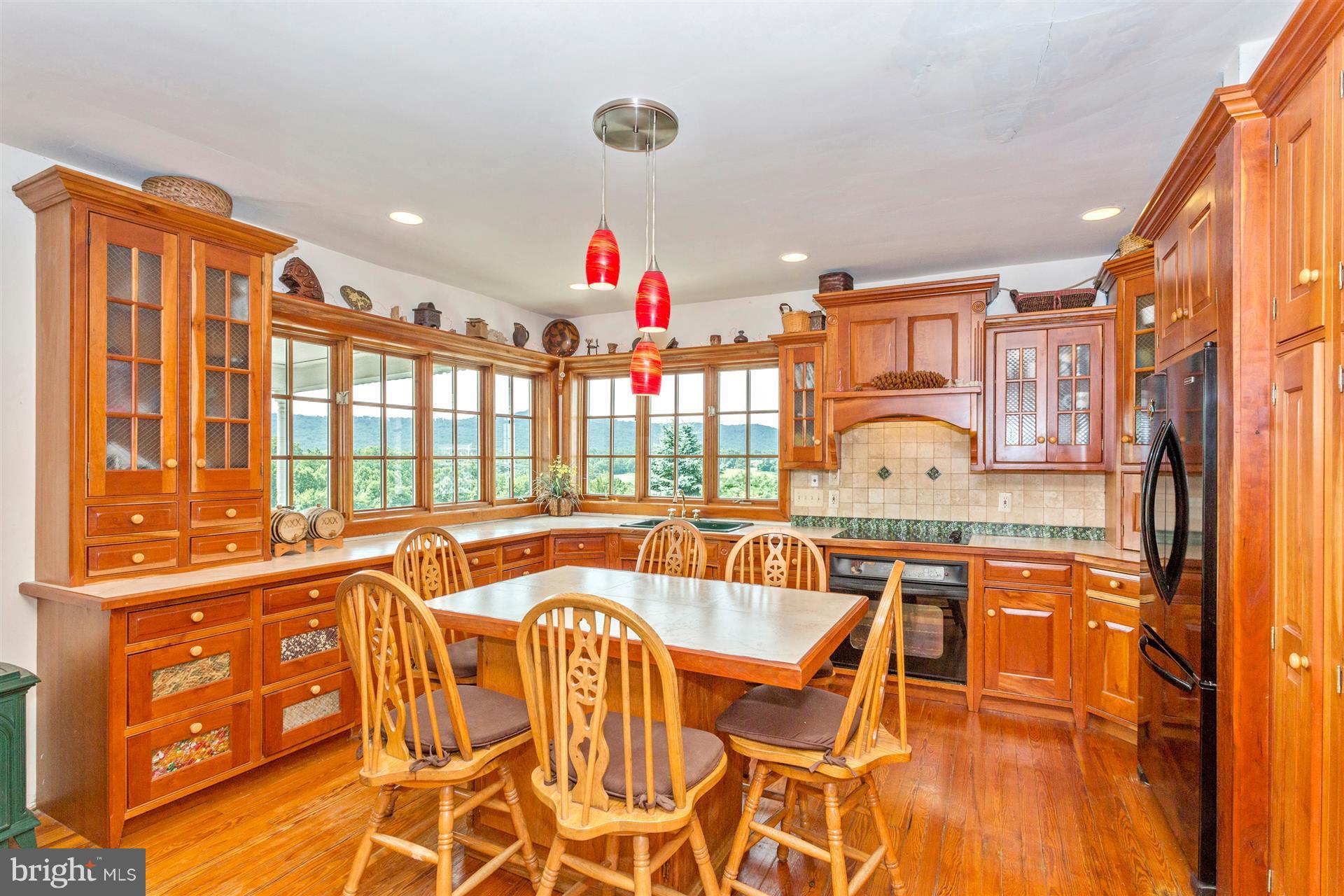 2700 Roderick Road Frederick, MD 21704 - Photo 5 of 30 Kitchen main house