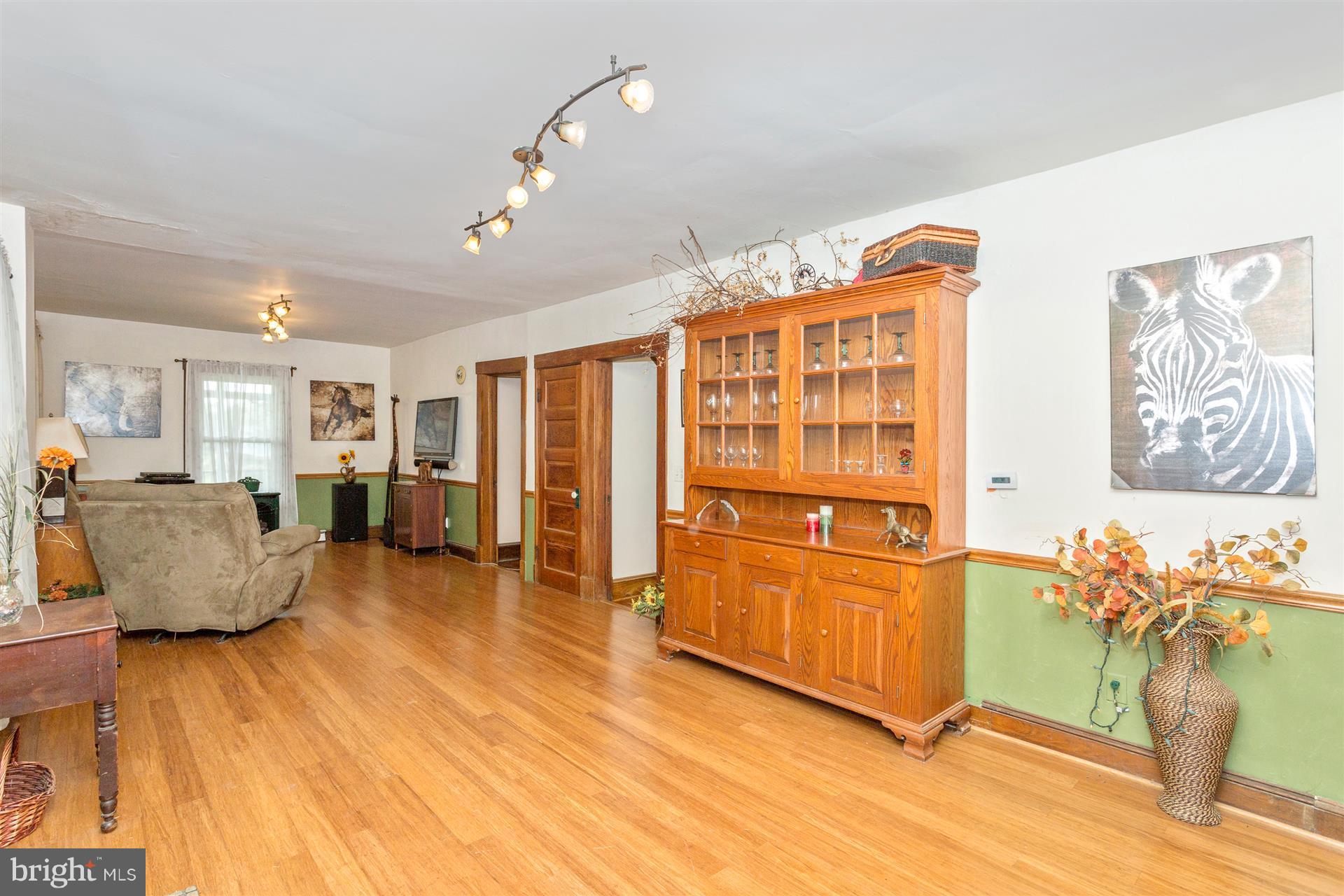 2700 Roderick Road Frederick, MD 21704 - Photo 6 of 30 Living Room