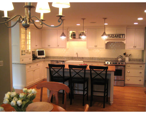 8 Volunteer Road Hingham, MA 02043 - Photo 6 of 26 Gallery Image 6