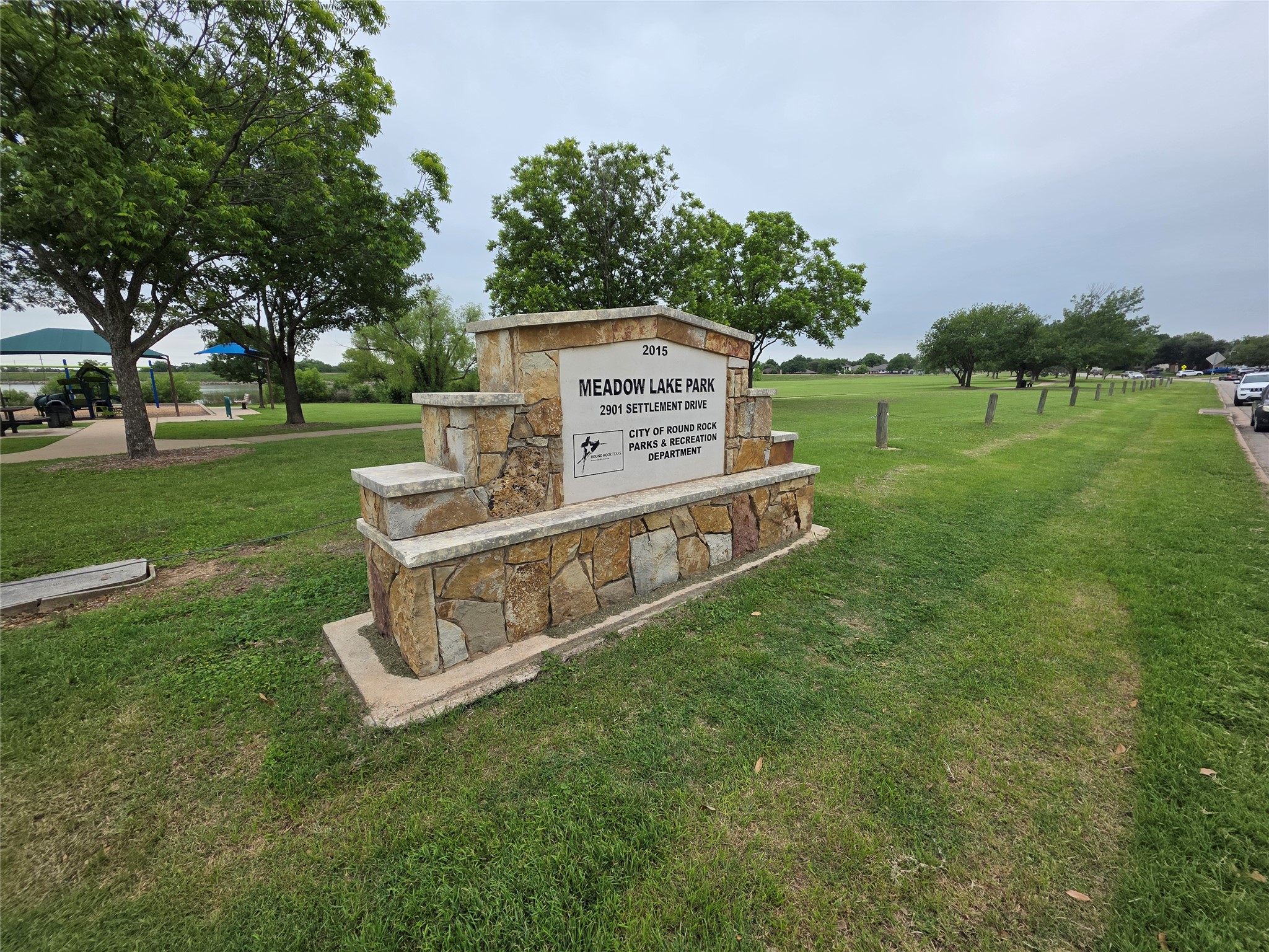 1353 Lakeside Loop Round Rock, TX 78665 - Photo 18 of 21