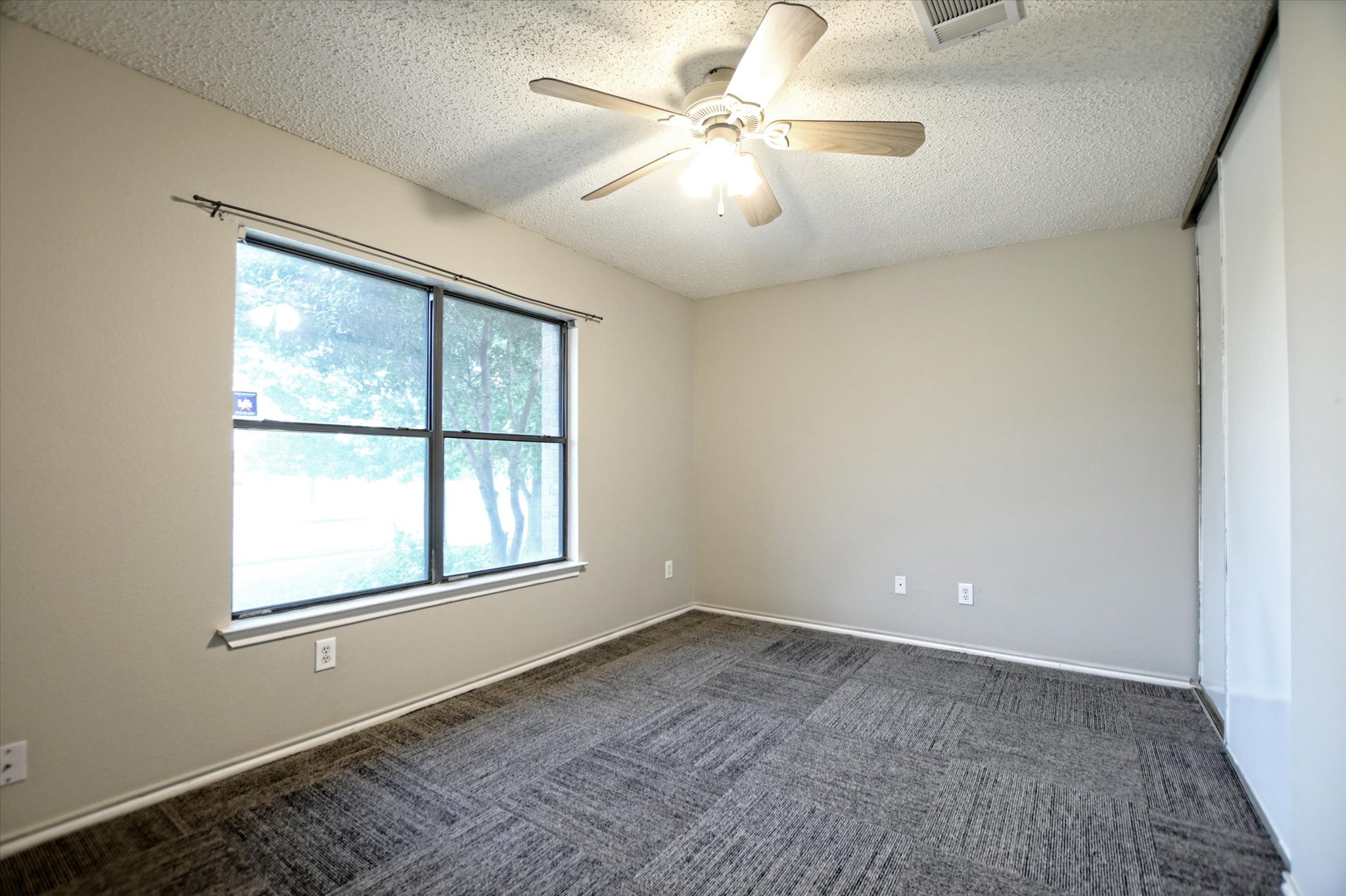 1353 Lakeside Loop Round Rock, TX 78665 - Photo 10 of 21