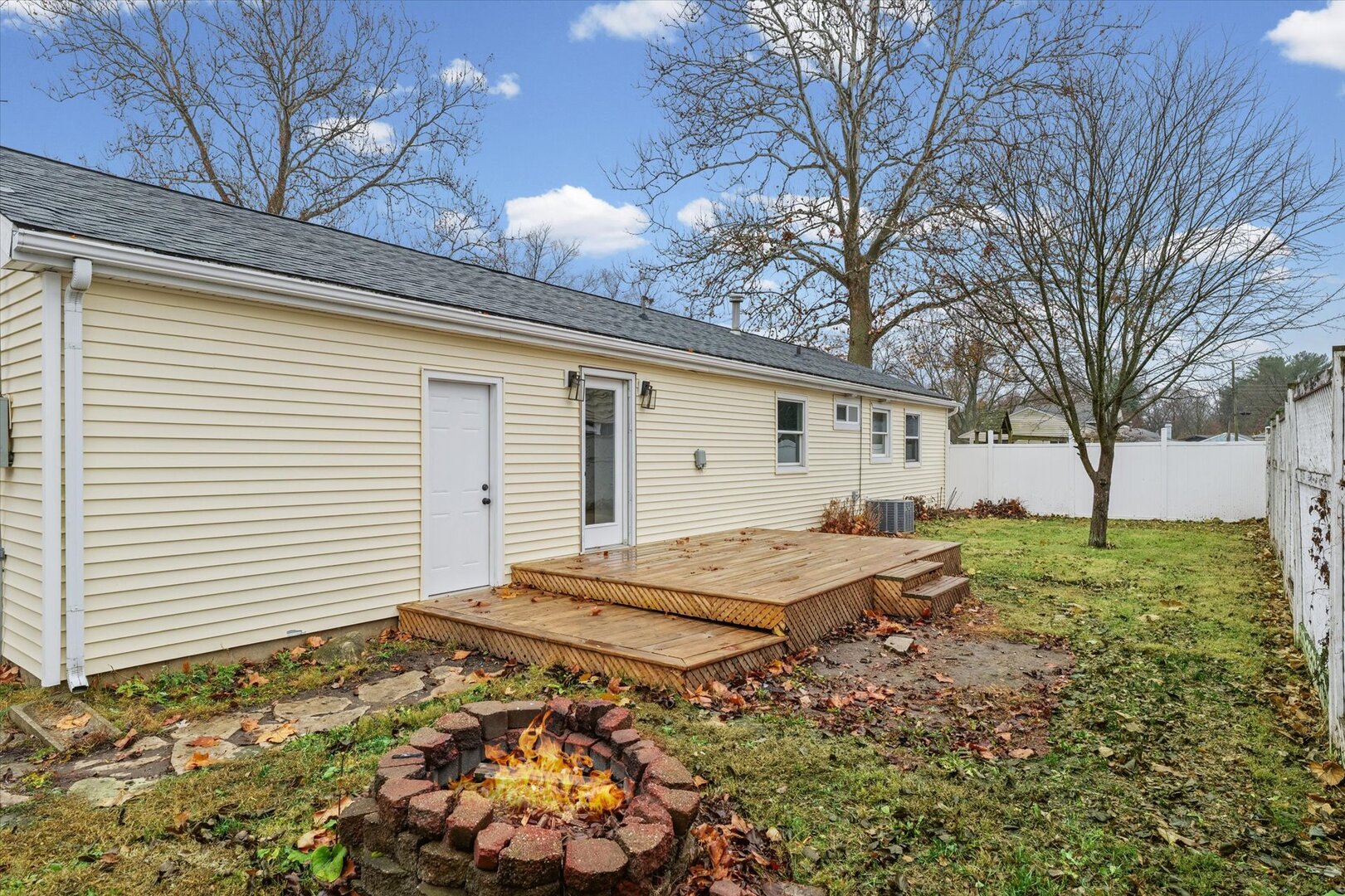 1821 Alder Lane Champaign, IL 61821 - Photo 23 of 27