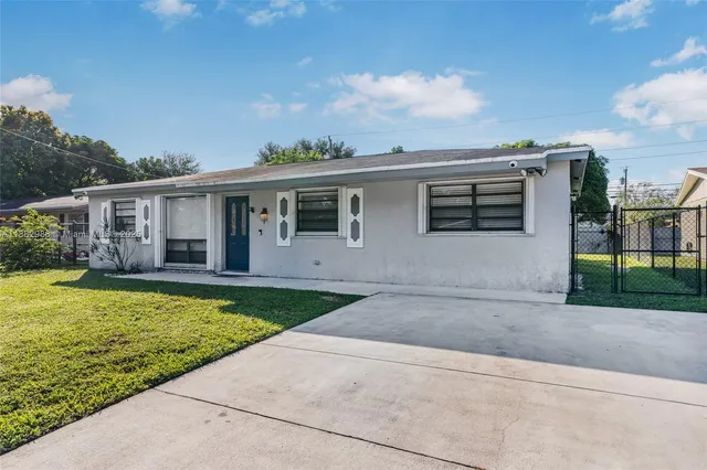 $439,000 | 3240 Northwest 17th Street, Lauderhill, FL 33311
