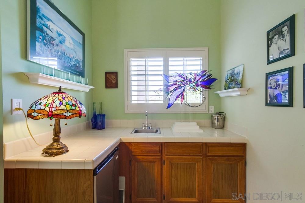 14834 Oakline Road Poway, CA 92064 - Photo 14 of 25