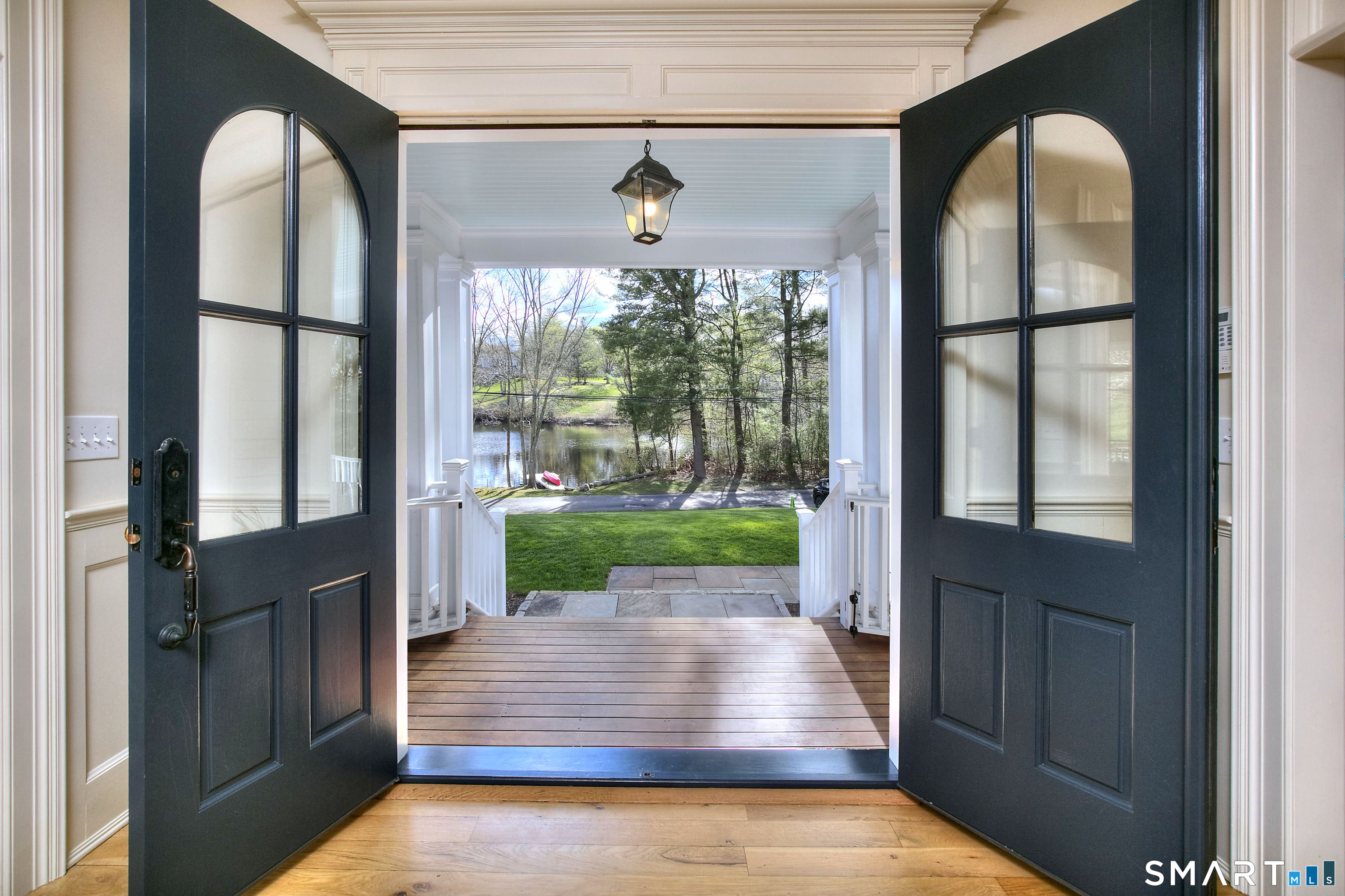 37 Beaverbrook Road Weston, CT 06883 - Photo 11 of 40