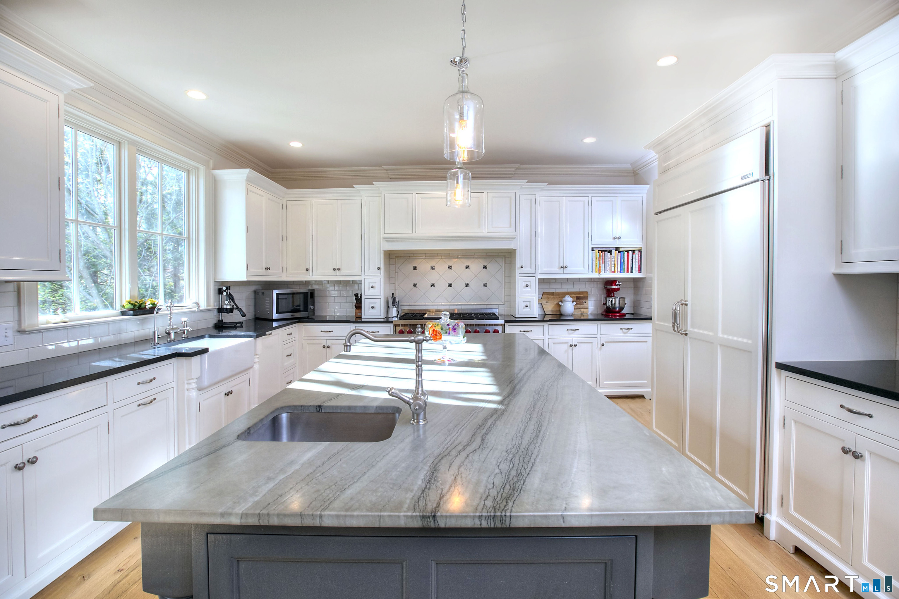 37 Beaverbrook Road Weston, CT 06883 - Photo 16 of 40