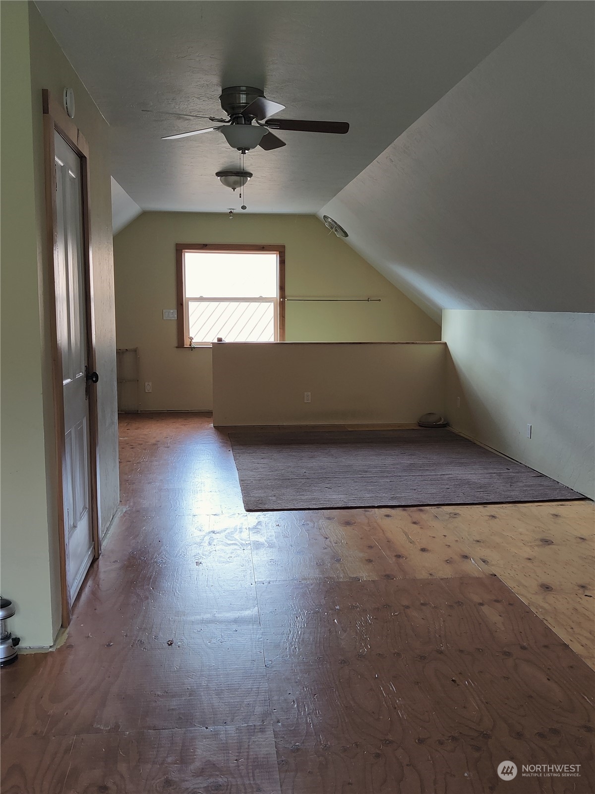 18142 Peter Burns Road Mount Vernon, WA 98274 - Photo 20 of 39 a view of empty room with windows