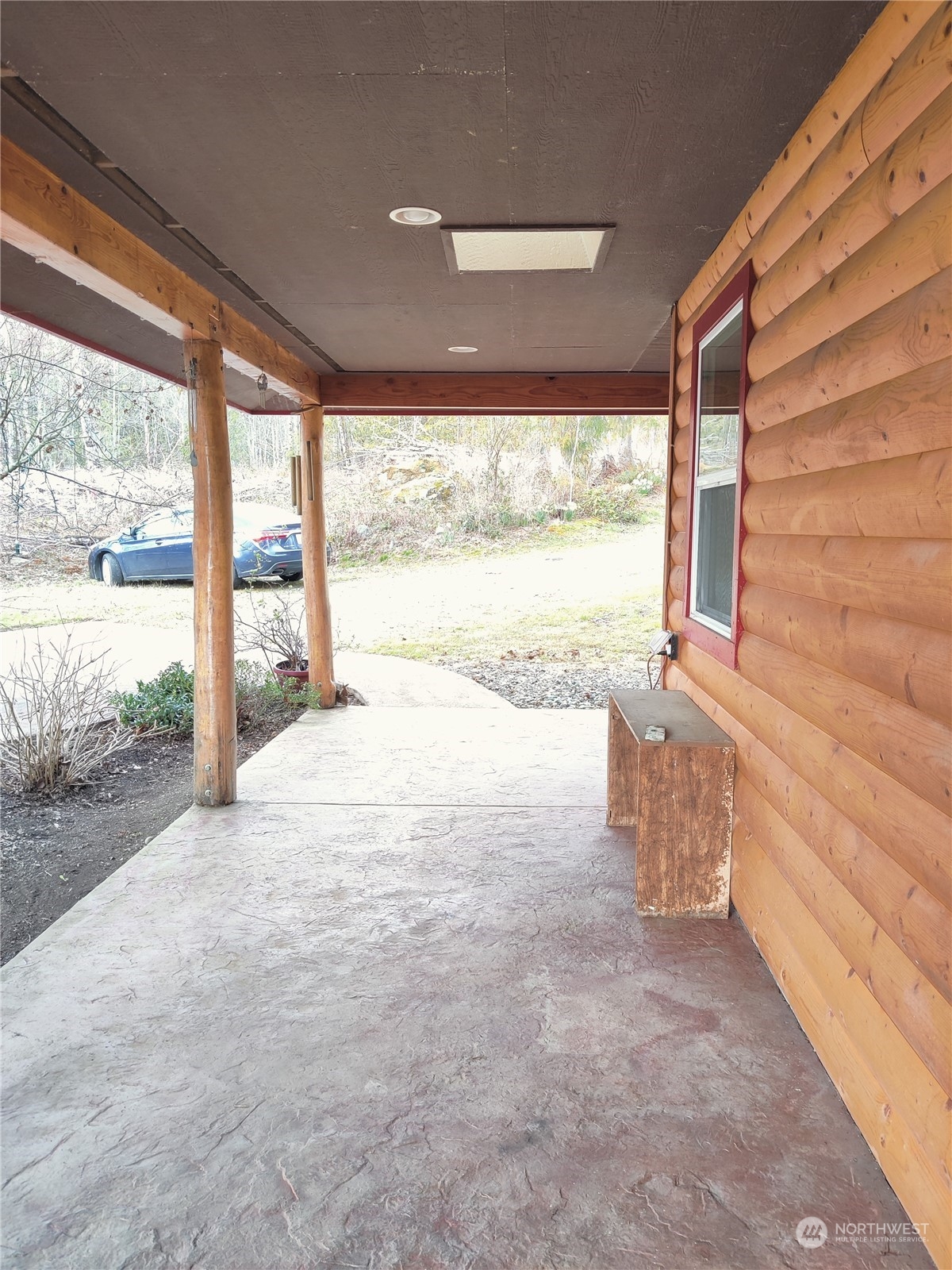 18142 Peter Burns Road Mount Vernon, WA 98274 - Photo 39 of 39 a view of an empty room with a window