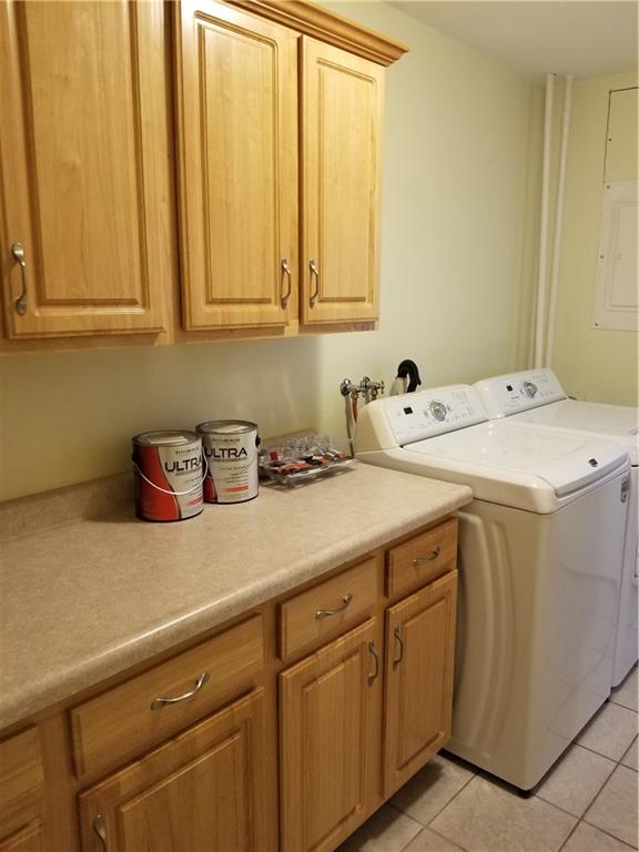 355 South Kenmore Road Indianapolis, IN 46219 - Photo 12 of 28 Gallery Image 12