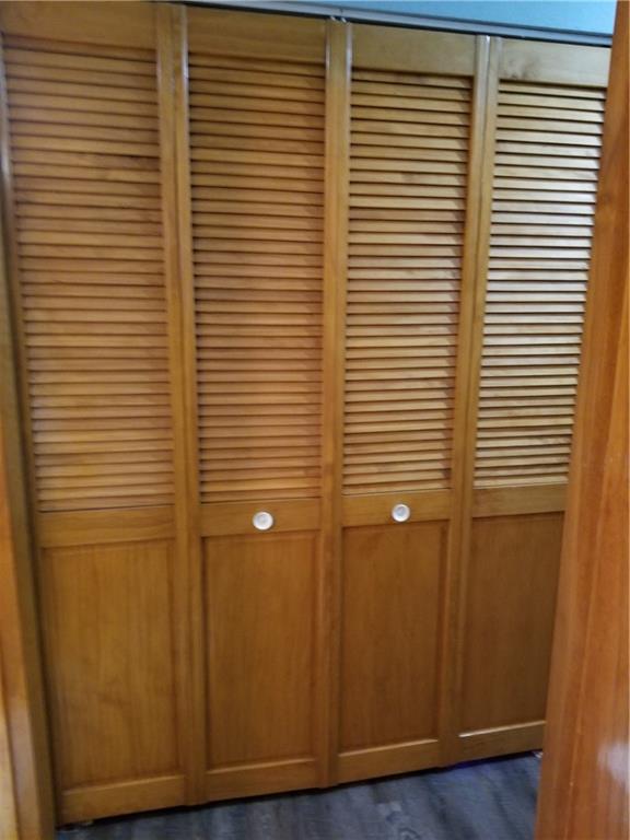 355 South Kenmore Road Indianapolis, IN 46219 - Photo 15 of 28 Gallery Image 15