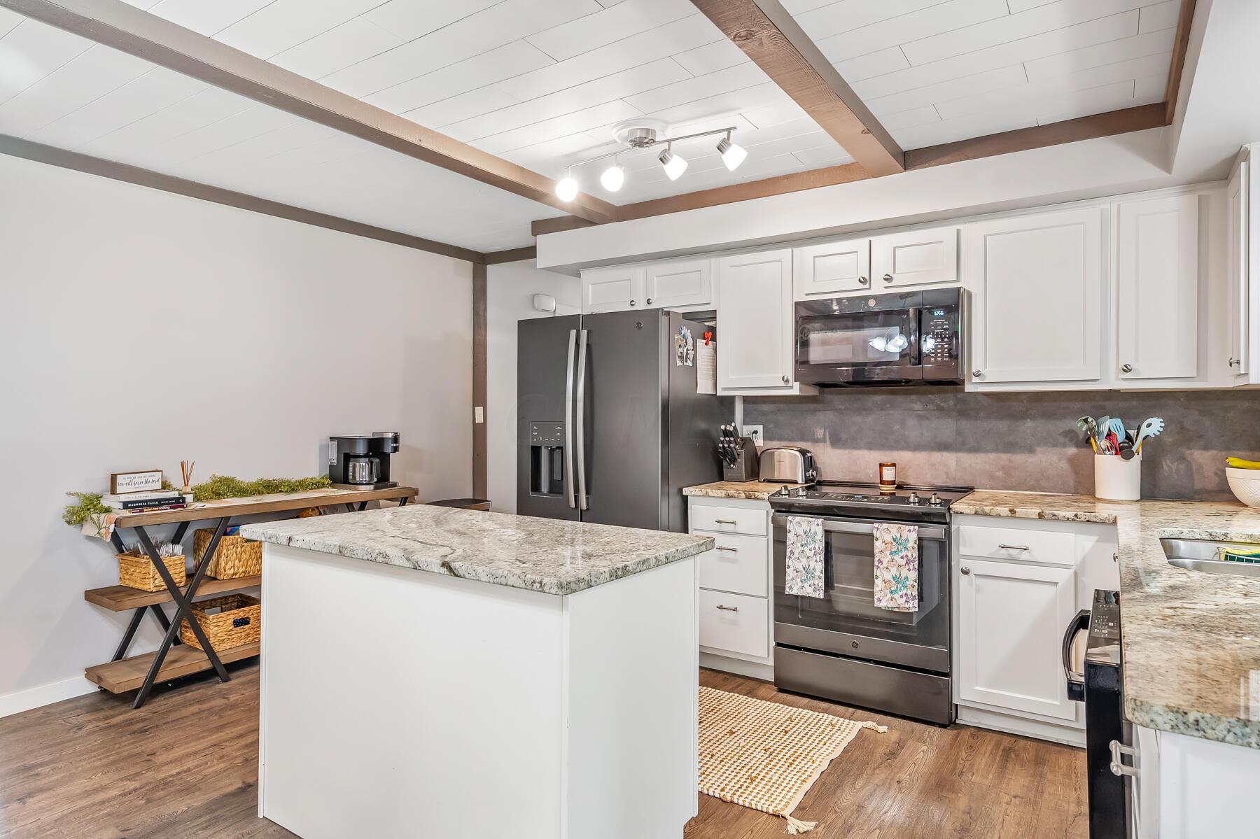 8401 Horseshoe Road Ashley, OH 43003 - Photo 21 of 38 8401 Horseshoe Rd-121