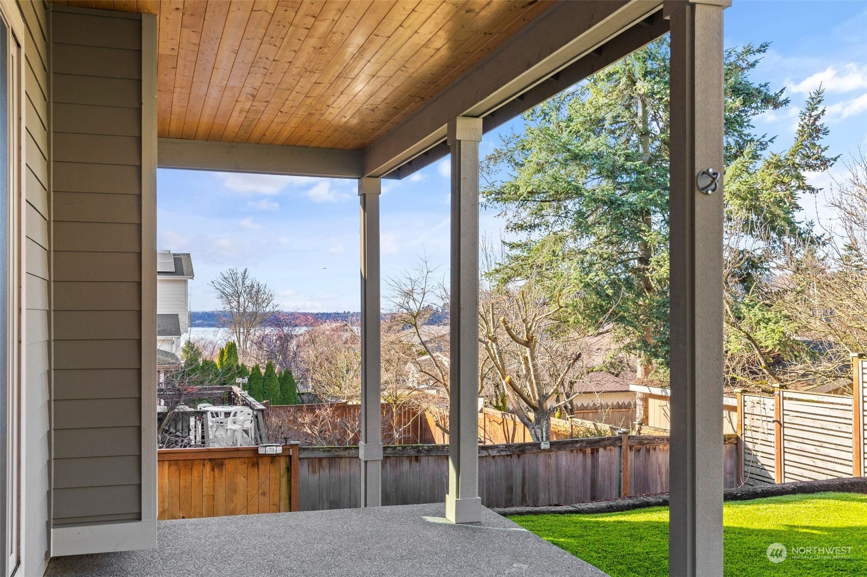 1116 North 32nd Street Renton, WA 98056 - Photo 4 of 39 Gallery Image 4
