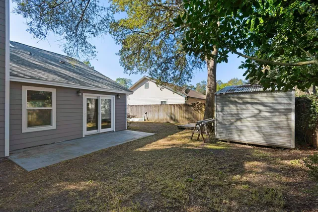 $2,400 | 266 Honeysuckle Way, Niceville, FL 32578