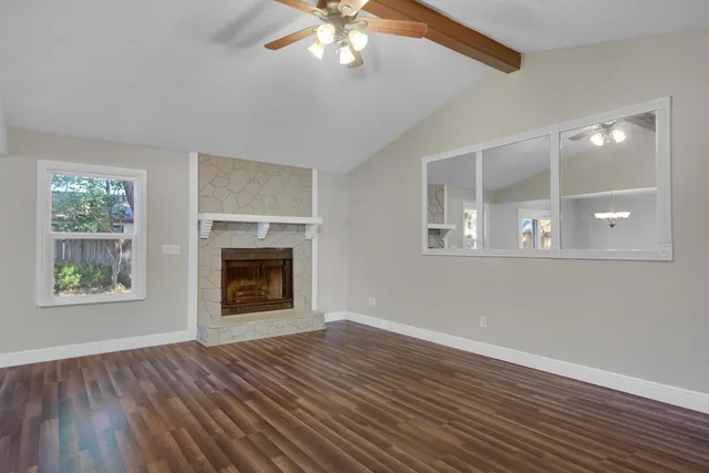 $2,400 | 266 Honeysuckle Way, Niceville, FL 32578