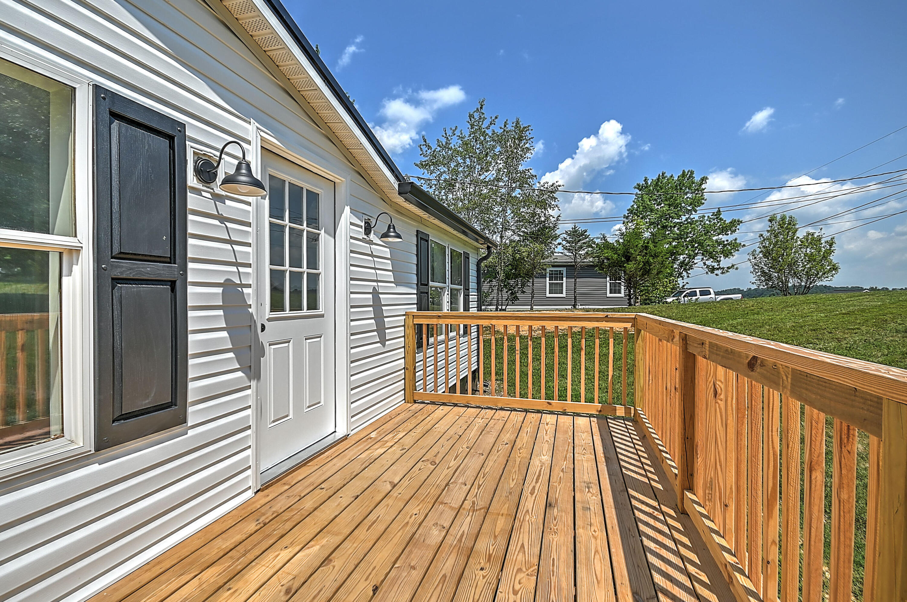 720 Calico Road Afton, TN 37616 - Photo 4 of 60 Calico-4