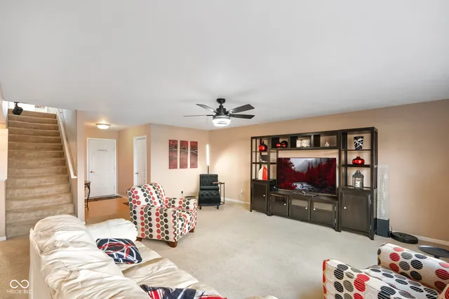 $349,000 | 3052 West Meadowbend Drive, Monrovia, IN 46157