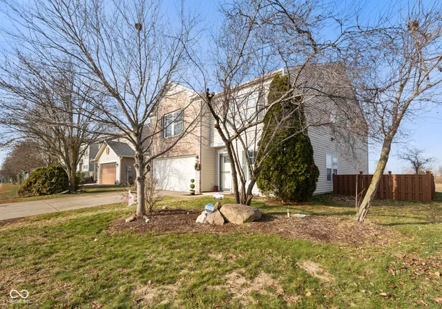 $349,000 | 3052 West Meadowbend Drive, Monrovia, IN 46157