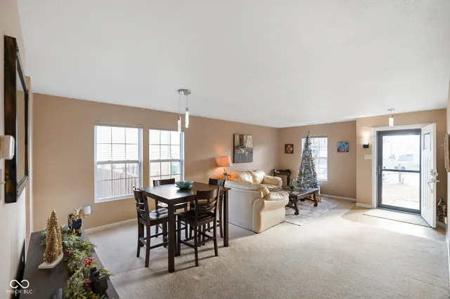 $349,000 | 3052 West Meadowbend Drive, Monrovia, IN 46157