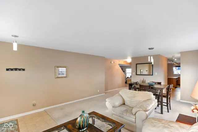 $349,000 | 3052 West Meadowbend Drive, Monrovia, IN 46157