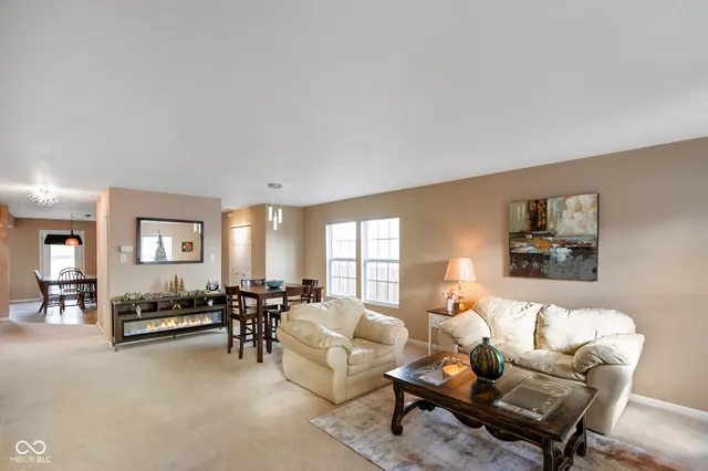 $349,000 | 3052 West Meadowbend Drive, Monrovia, IN 46157