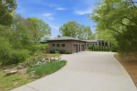 $2,495,000 | 1249 Saddle Springs Drive, Thompson's Station, TN 37179