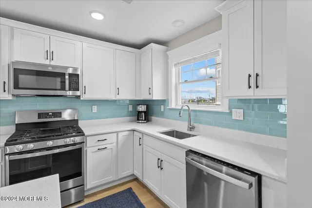 $3,500 | 14 Elder Street, Unit 152, Mantoloking, NJ 08738