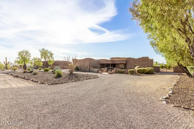 $1,400,000 | 36830 North 28th Street, Cave Creek, AZ 85331