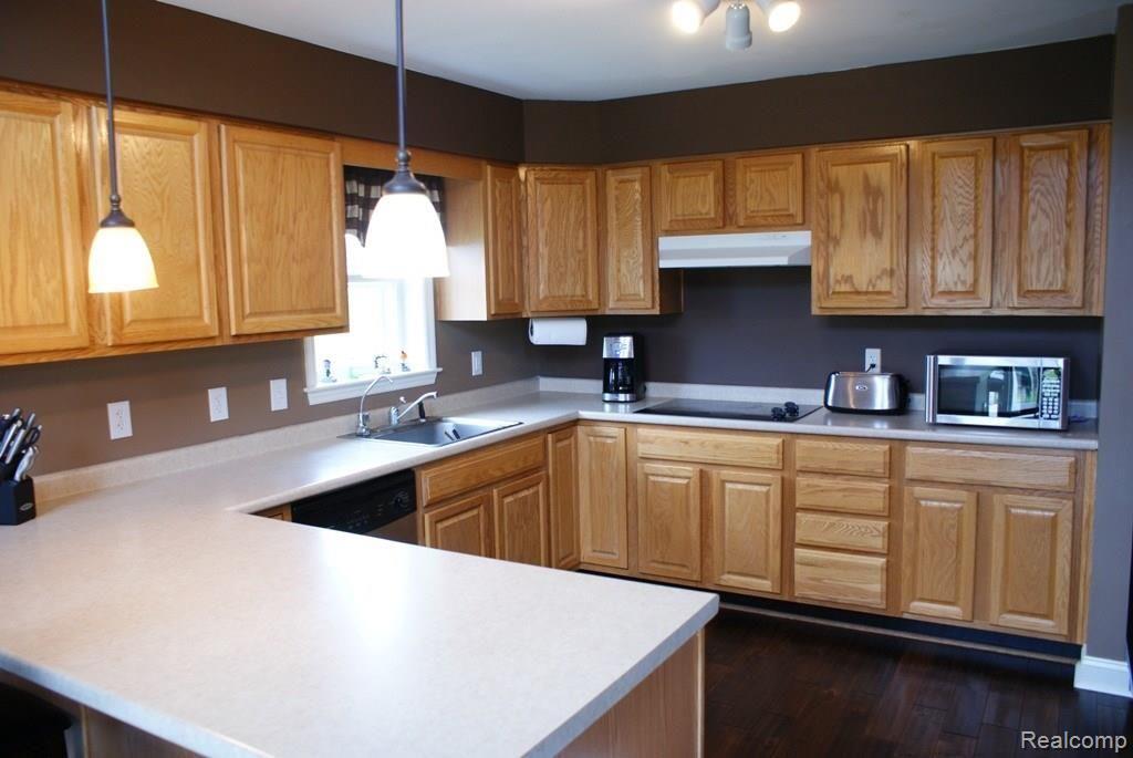 3882 Peters Road Columbiaville, MI 48421 - Photo 12 of 44 DSC07488.JPG