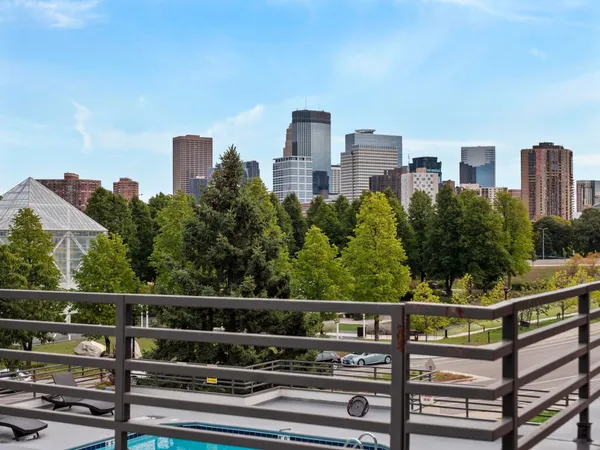 $1,595 | 48 Groveland Terrace, Unit B103, Minneapolis, MN 55403