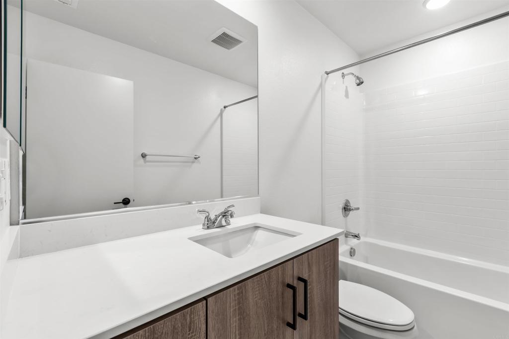 323 Seedling Way Fallbrook, CA 92028 - Photo 16 of 24