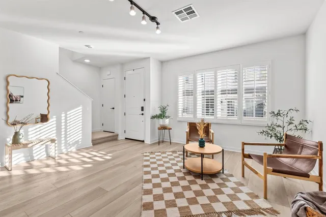 $539,000 | 323 Seedling Way, Fallbrook, CA 92028