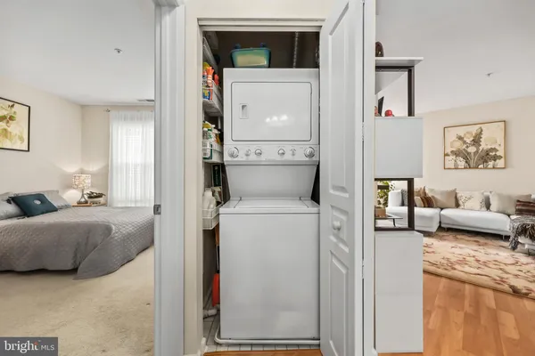 $280,000 | 12919 Alton Square, Unit 212, Herndon, VA 20170